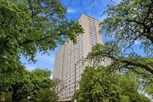 4850 S Lake Park Ave, Chicago, IL 60615 - Photo 3