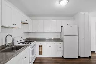 4850 S Lake Park Ave, Chicago, IL 60615 - Photo 13