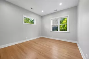 5942 N Kolmar Ave, Chicago, IL 60646 - Photo 23