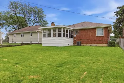 104 W Granville Avenue, Roselle, IL 60172 - Photo 23