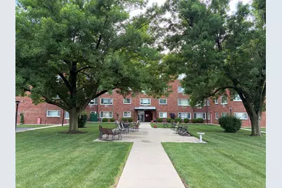 222 Madison Street #112, Joliet, IL 60435 - Photo 5