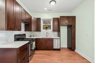 2610 W Evergreen Ave, Chicago, IL 60622 - Photo 9