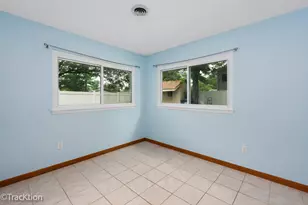 34 Scarsdale Rd, Montgomery, IL 60538 - Photo 9