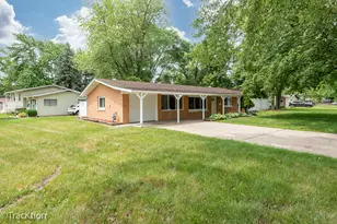 34 Scarsdale Rd, Montgomery, IL 60538 - Photo 1