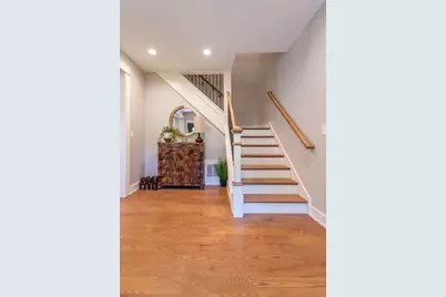 1045 N 5th Avenue, Saint Charles, IL 60174 - Photo 17