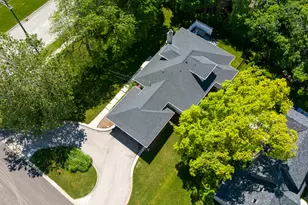 1045 N 5th Ave, Saint Charles, IL 60174 - Photo 11