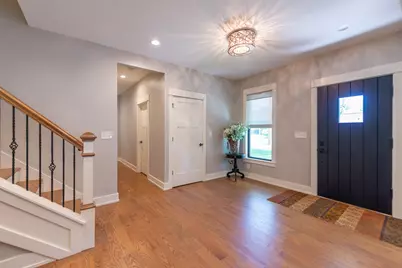 1045 N 5th Avenue, Saint Charles, IL 60174 - Photo 15