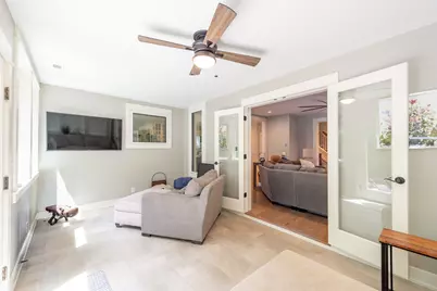 1045 N 5th Avenue, Saint Charles, IL 60174 - Photo 25