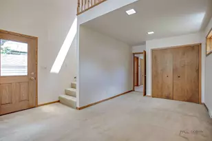 10 E Lake Shore Dr, Round Lake Park, IL 60073 - Photo 15