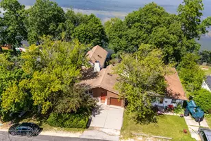 10 E Lake Shore Dr, Round Lake Park, IL 60073 - Photo 31