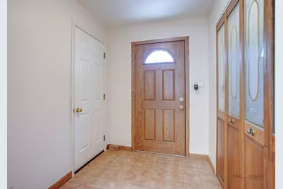10 E Lake Shore Drive, Round Lake Park, IL 60073 - Photo 3