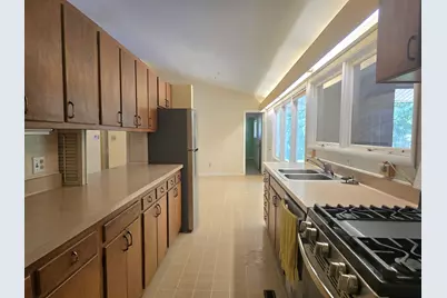 1719 McDonald Drive, Champaign, IL 61821 - Photo 11