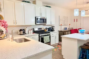 2995 Madison Dr, Naperville, IL 60564 - Photo 7