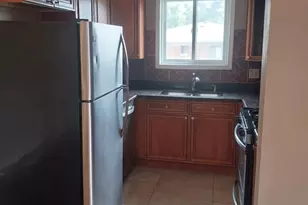 629 W 65th Street W, Westmont, IL 60559 - Photo 3