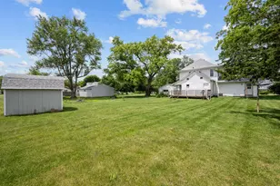 202 5th St, Sherrard, IL 61281 - Photo 5