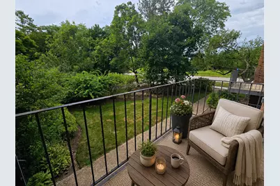 1111 S Waukegan Road S #14, Lake Forest, IL 60045 - Photo 9