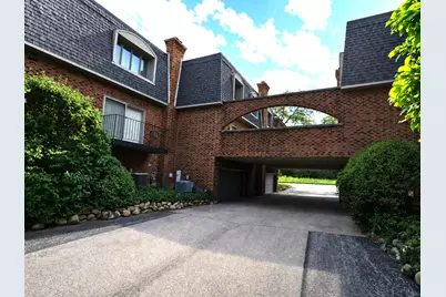 1111 S Waukegan Road S #14, Lake Forest, IL 60045 - Photo 31