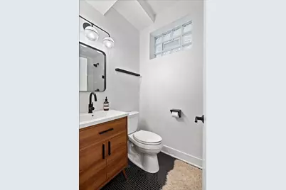 610 N Damen Avenue, Chicago, IL 60622 - Photo 23