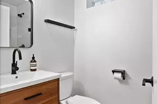610 N Damen Ave, Chicago, IL 60622 - Photo 23