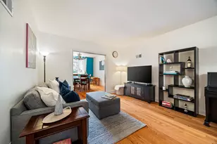 6537 N Greenview Ave, Chicago, IL 60626 - Photo 5