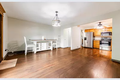 7546 S Cork Avenue, Justice, IL 60458 - Photo 5