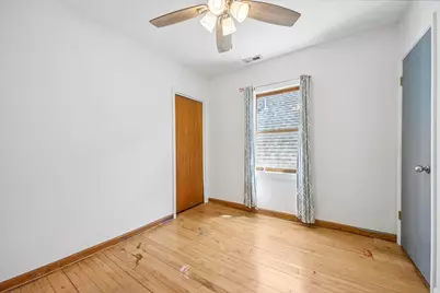 3819 N Kilpatrick Avenue, Chicago, IL 60641 - Photo 29
