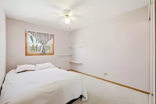 7388 Coventry Ln, Hanover Park, IL 60133 - Photo 23