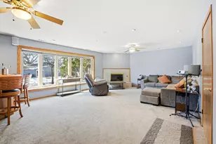 7388 Coventry Ln, Hanover Park, IL 60133 - Photo 17