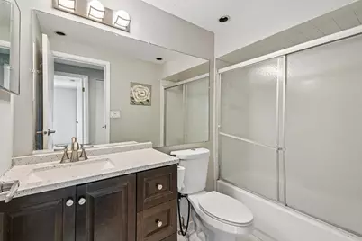 [Address not provided], Villa Park, IL 60181 - Photo 19