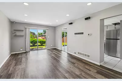 [Address not provided], Villa Park, IL 60181 - Photo 7