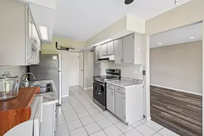 [Address not provided], Villa Park, IL 60181 - Photo 9