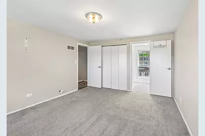 [Address not provided], Villa Park, IL 60181 - Photo 15