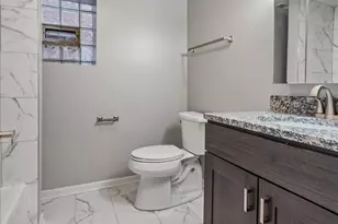 6802 S Champlain Ave, Chicago, IL 60637 - Photo 21