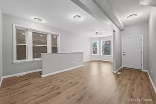 6802 S Champlain Ave, Chicago, IL 60637 - Photo 3
