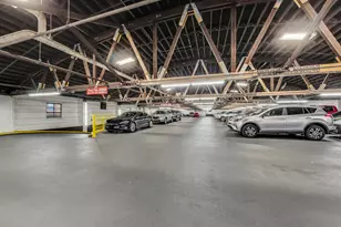 2909 N Sheridan Rd, Chicago, IL 60657 - Photo 23