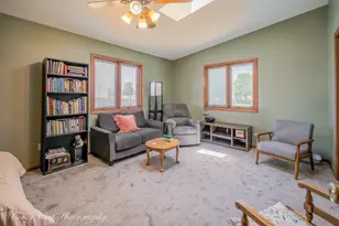 1841 Kerrybrook Ct, Sycamore, IL 60178 - Photo 19