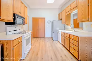 1841 Kerrybrook Ct, Sycamore, IL 60178 - Photo 15
