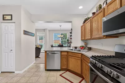 1688 Yellowstone Court #47, Crystal Lake, IL 60014 - Photo 15