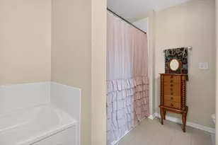 1688 Yellowstone Ct, Crystal Lake, IL 60014 - Photo 25