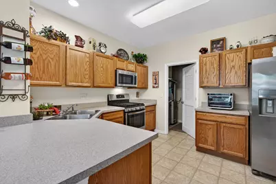 1688 Yellowstone Court #47, Crystal Lake, IL 60014 - Photo 11