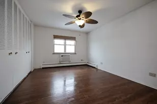 7854 S South Shore Dr, Chicago, IL 60649 - Photo 17
