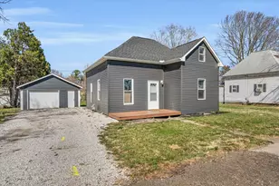 604 E Ethel St, Saint John, IL 61873 - Photo 1