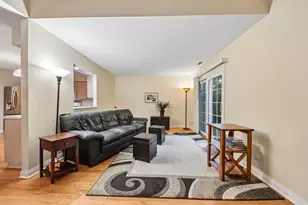 1544 Laurel Oaks Dr, Streamwood, IL 60107 - Photo 7