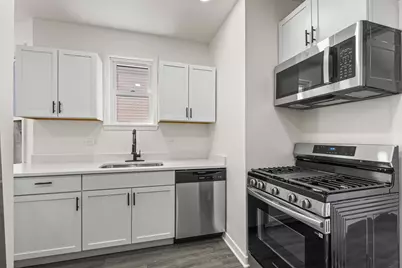2622 N Central Park Avenue, Chicago, IL 60647 - Photo 7
