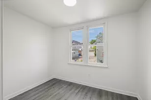 2622 N Central Park Ave, Chicago, IL 60647 - Photo 9