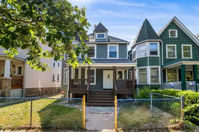 2622 N Central Park Avenue, Chicago, IL 60647 - Photo 1
