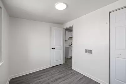 2622 N Central Park Avenue, Chicago, IL 60647 - Photo 23