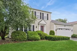 1289 Narragansett Dr, Carol Stream, IL 60188 - Photo 1