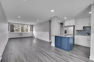 9725 S Karlov Ave, Oak Lawn, IL 60453 - Photo 7