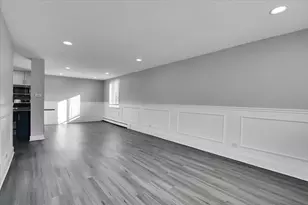 9725 S Karlov Ave, Oak Lawn, IL 60453 - Photo 5